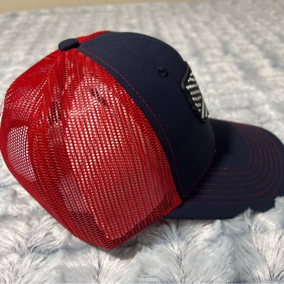 Adj Snapback Trucker Hat Mesh with black and white USA American flag patriotic - Picture 6 of 10
